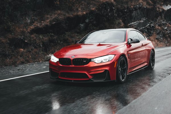 Vestiti moda donna e uomo: scopri le ultime tendenze!